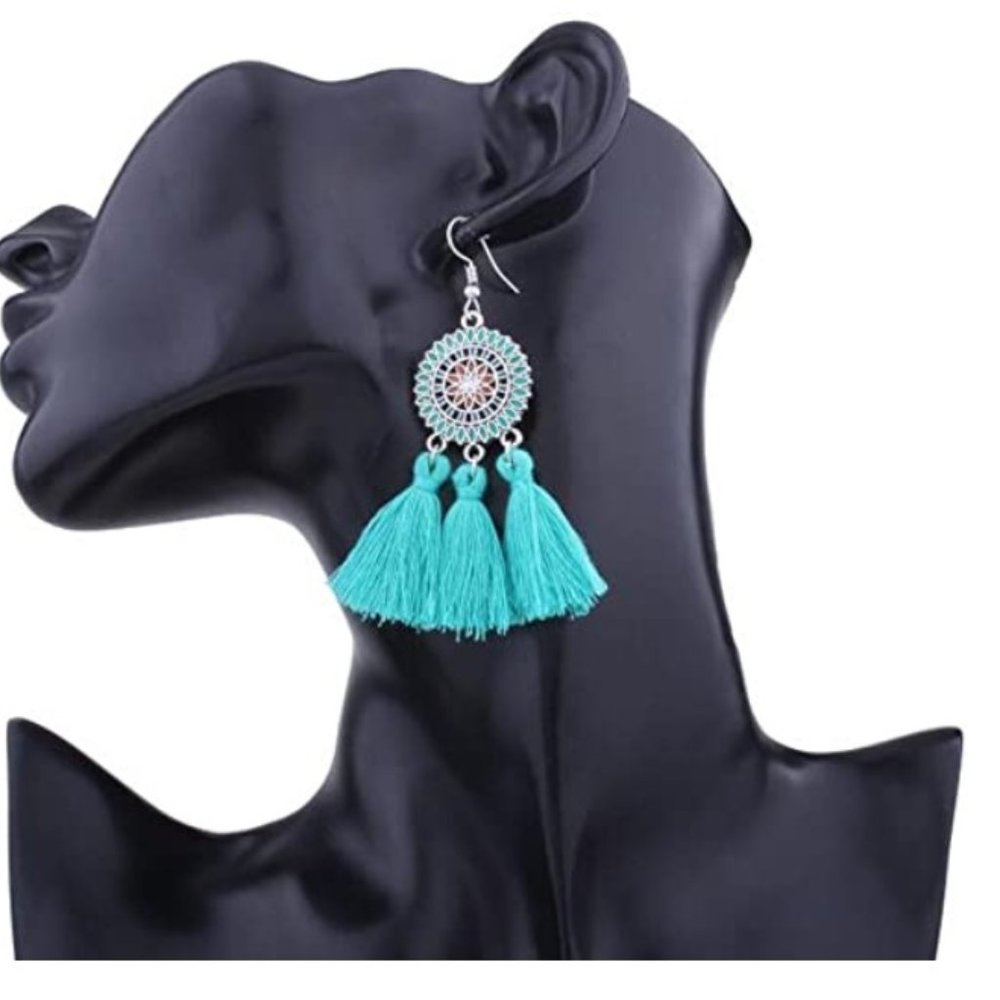 Boho Elegant Statement Earrings - Picture 3 of 3